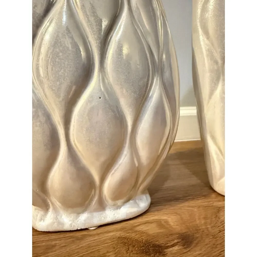 🌿 Pier 1 Textured Ceramic Vases – Set of 2 | Ivory / Pearl Finish | 16” & 12”